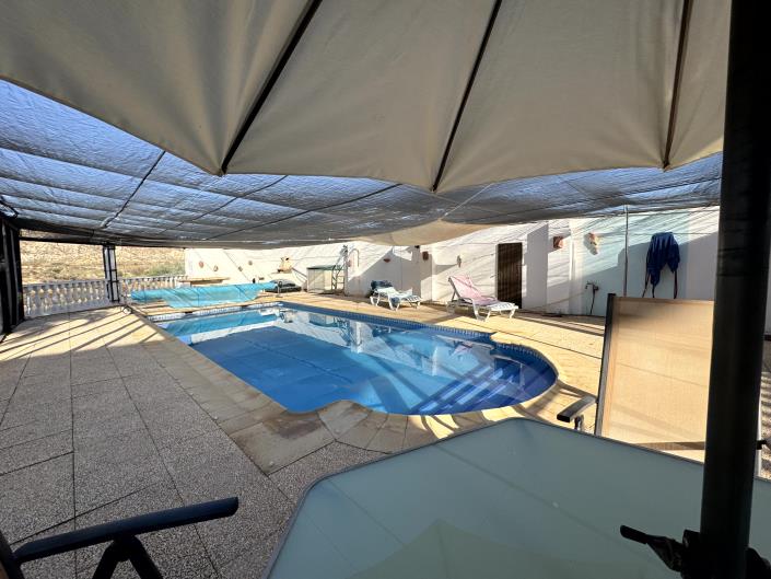 Image No.25-4 Bed Country Property for sale