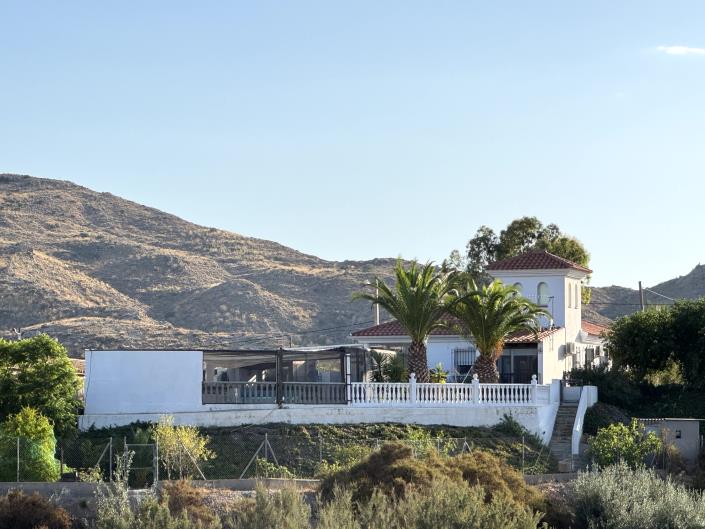 Image No.38-4 Bed Country Property for sale