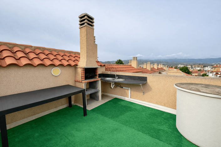 Image No.23-4 Bed Townhouse for sale
