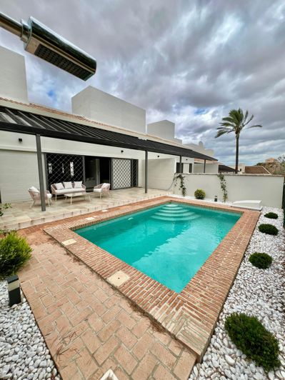 Image No.20-4 Bed Villa for sale