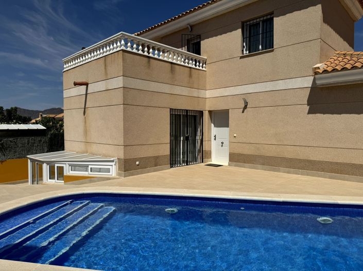 Image No.4-2 Bed Villa for sale