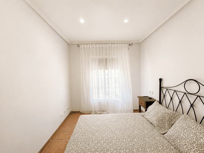 Image No.14-2 Bed Apartment for sale
