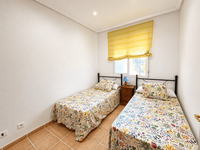 Image No.17-2 Bed Apartment for sale