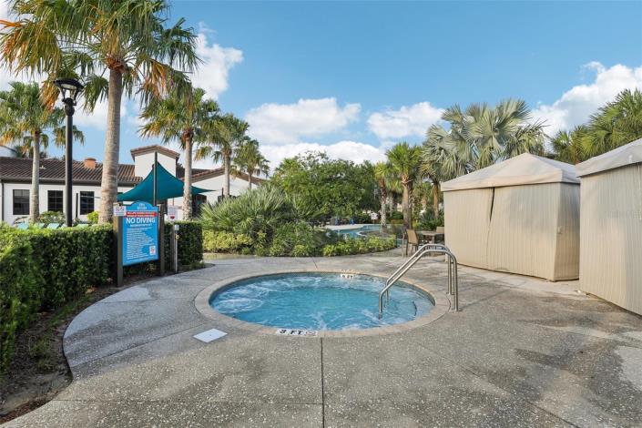 Image No.12-5 Bed Townhouse for sale