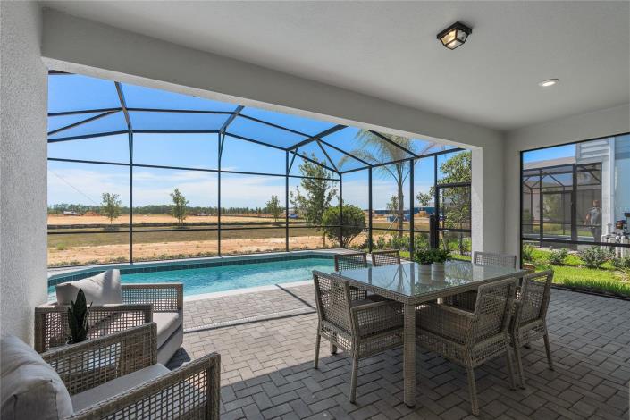 Image No.14-5 Bed House for sale