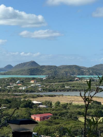 Image No.2-Maison / Villa de 3 chambres à vendre à Dickenson Bay