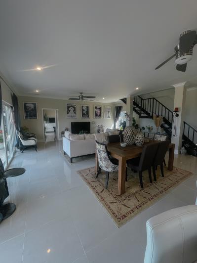 Image No.12-Maison / Villa de 3 chambres à vendre à Dickenson Bay