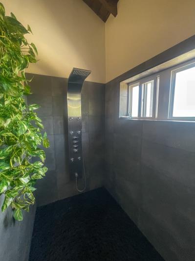 Image No.21-Maison / Villa de 3 chambres à vendre à Dickenson Bay