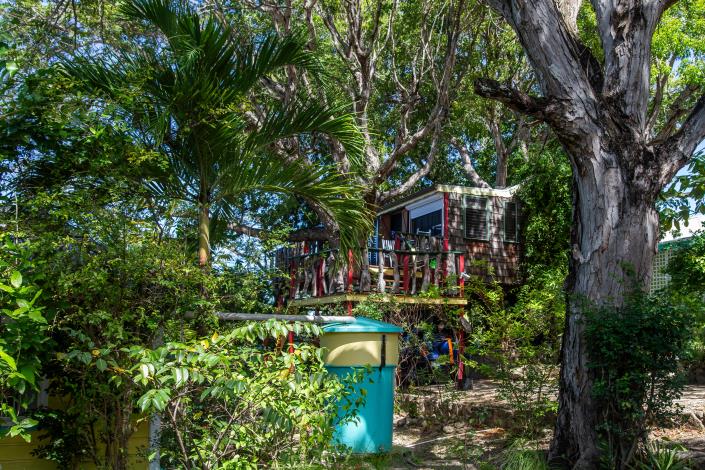 Image No.8-9 Bed Property for sale