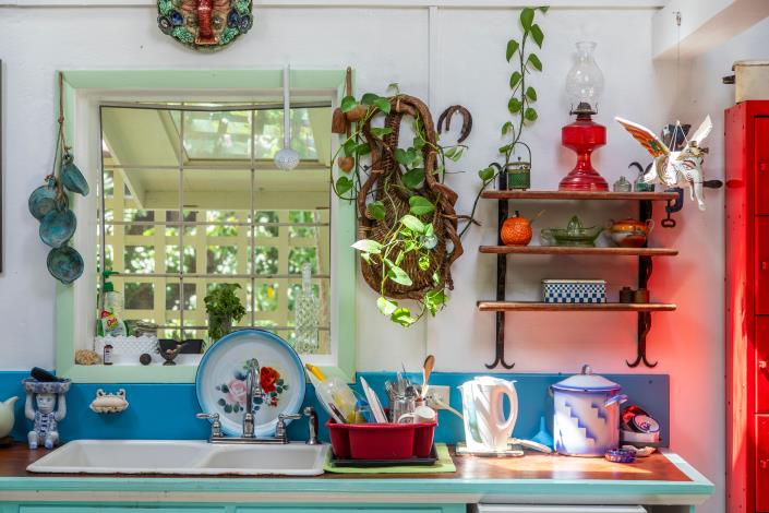 Image No.26-9 Bed Property for sale