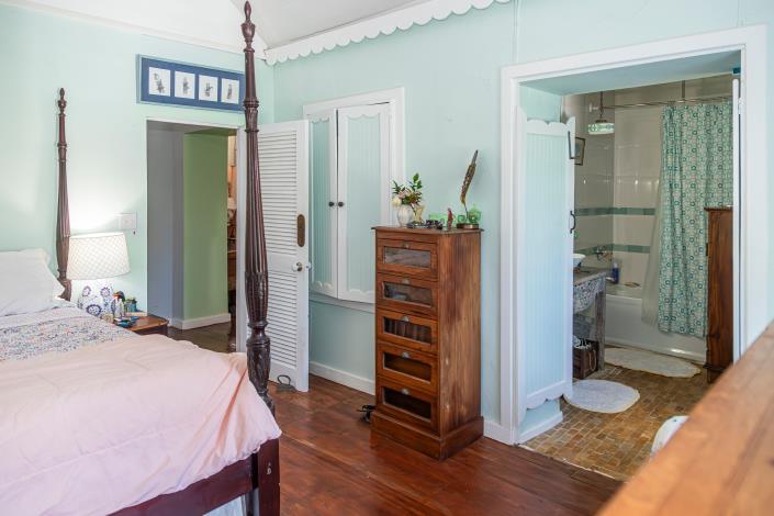 Image No.46-9 Bed Property for sale