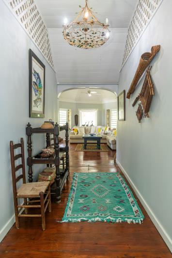 Image No.50-9 Bed Property for sale