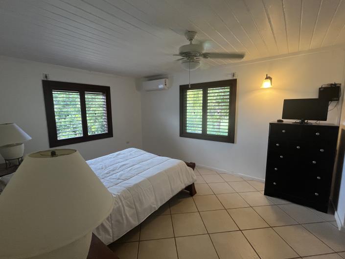 Image No.9-2 Bed House/Villa for sale