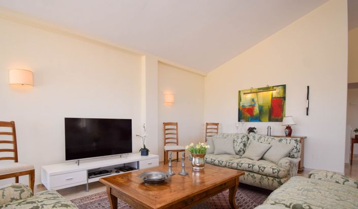 Image No.14-3 Bed Villa for sale