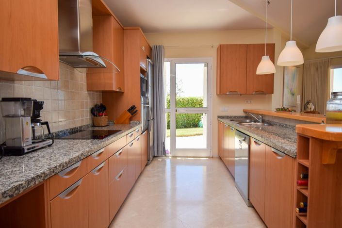 Image No.21-3 Bed Villa for sale