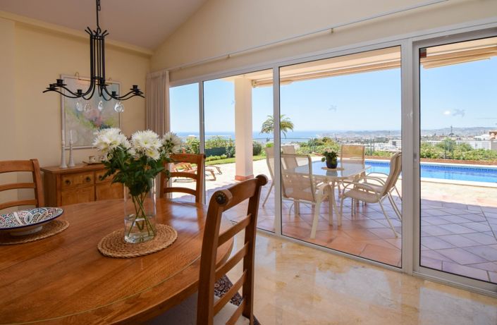 Image No.8-3 Bed Villa for sale