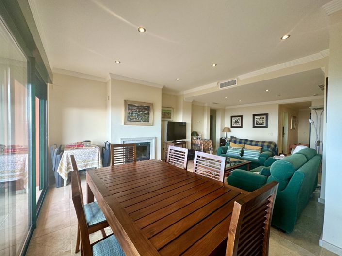 Image No.13-2 Bed Apartment for sale