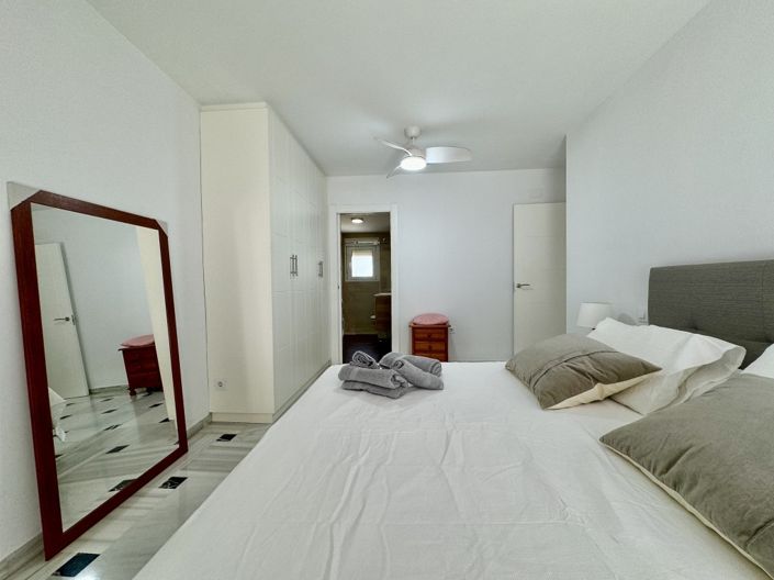 Image No.15-3 Bed Apartment for sale