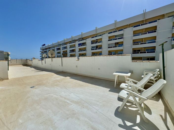 Image No.28-3 Bed Apartment for sale