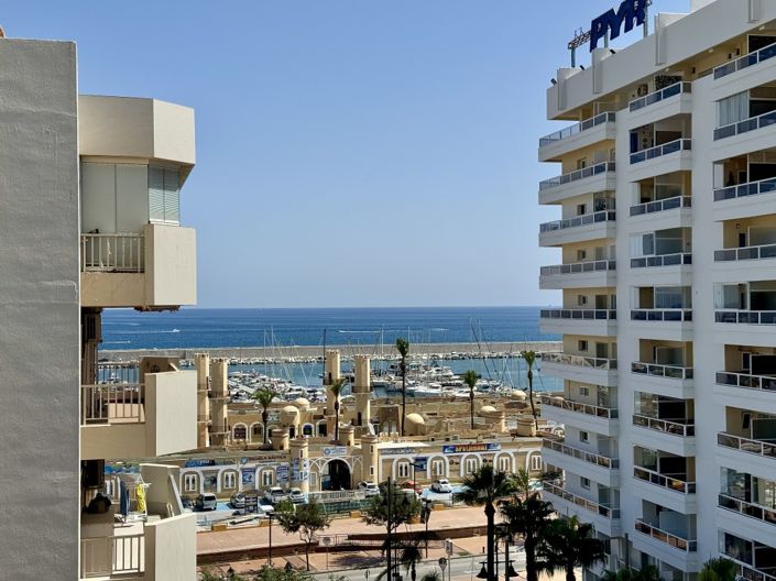 Image No.29-3 Bed Apartment for sale