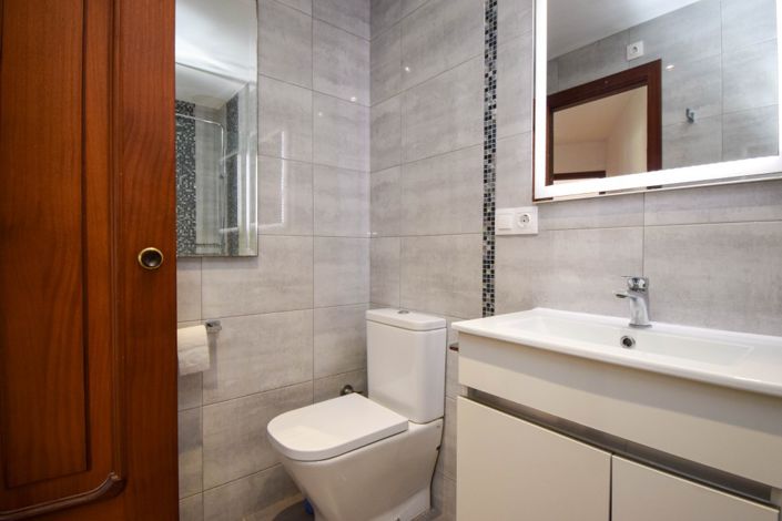 Image No.18-2 Bed Apartment for sale