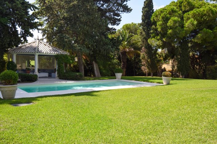 Image No.16-8 Bed Villa for sale