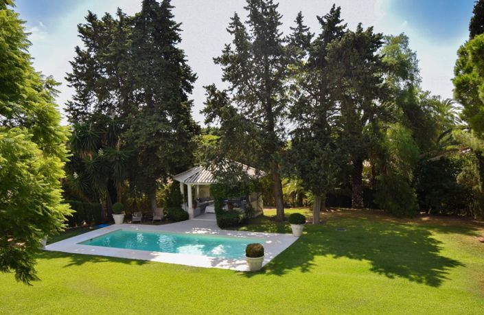 Image No.3-8 Bed Villa for sale