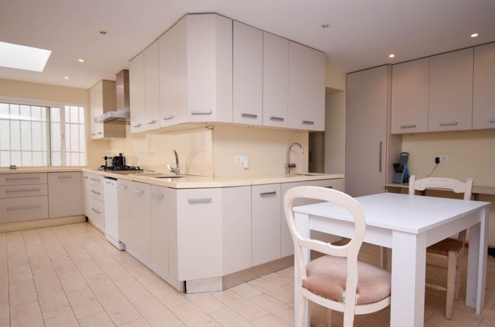 Image No.21-8 Bed Villa for sale