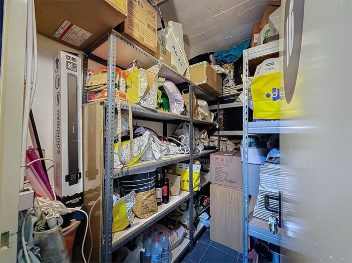 Image No.24-3 Bed Apartment for sale