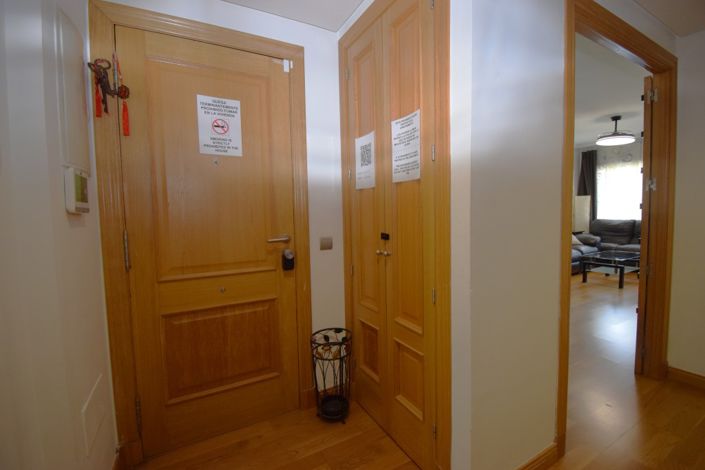 Image No.9-3 Bed Apartment for sale