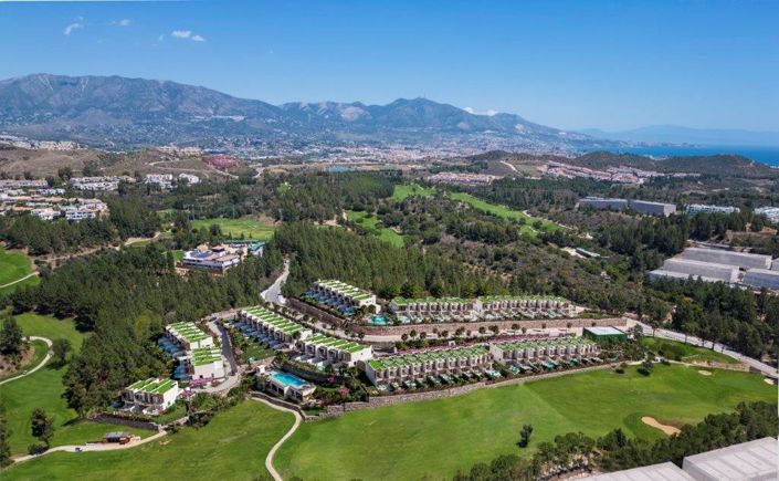 Image No.2-4 Bed Townhouse for sale