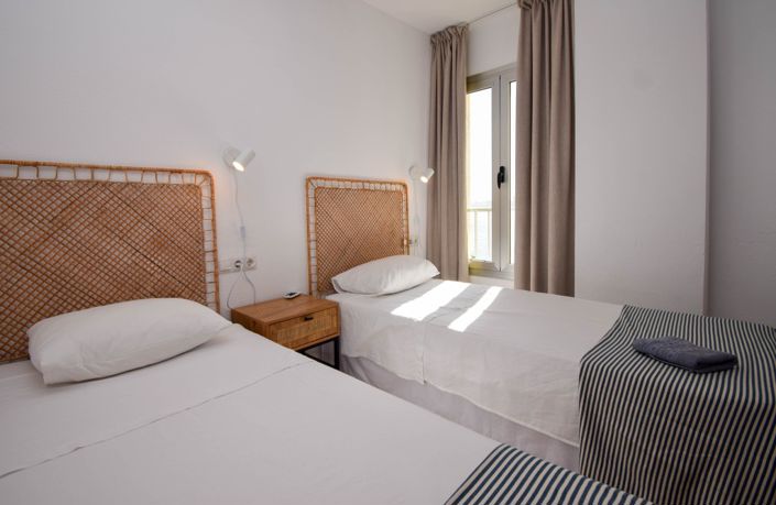 Image No.11-2 Bed Apartment for sale