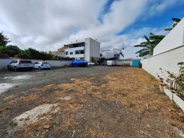 WhatsApp Image 2025-11-03 at 16.50.31 (2)