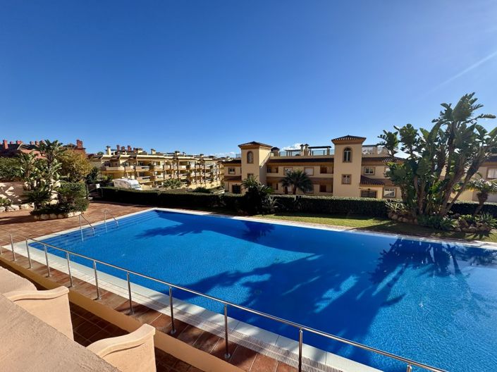 Image No.5-3 Bed Property for sale