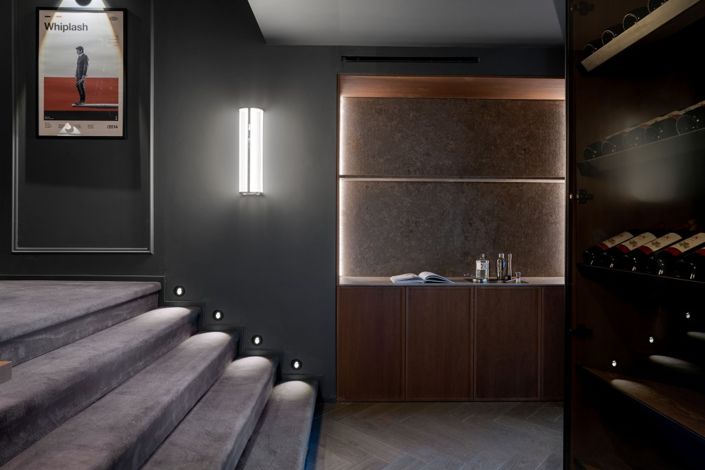 Image No.20-4 Bed Property for sale