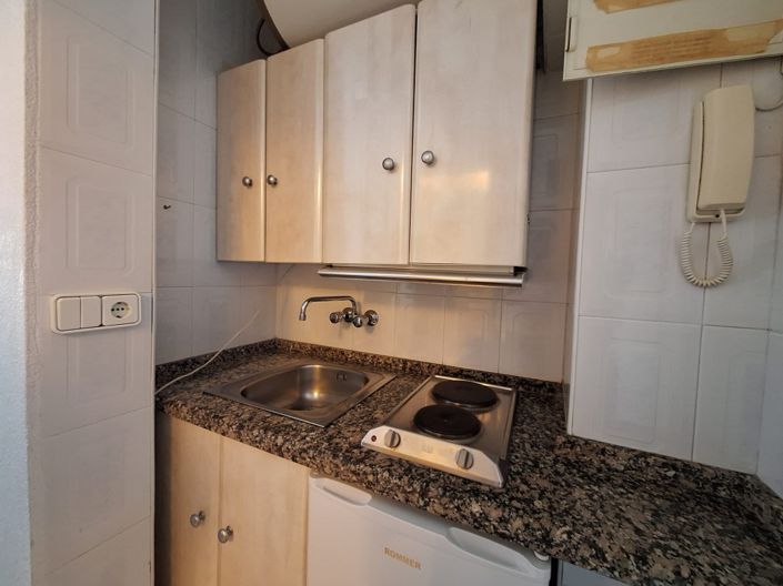 Image No.5-1 Bed Studio for sale