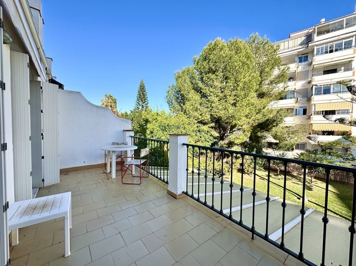 Image No.13-5 Bed Property for sale