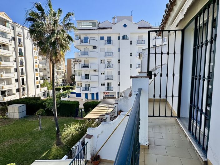 Image No.23-5 Bed Property for sale