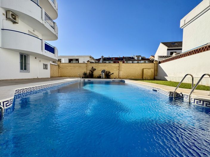 Image No.30-5 Bed Property for sale