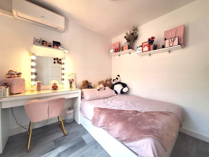 Image No.17-3 Bed Apartment for sale