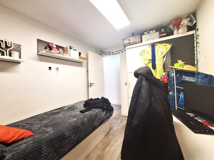 Image No.23-3 Bed Apartment for sale