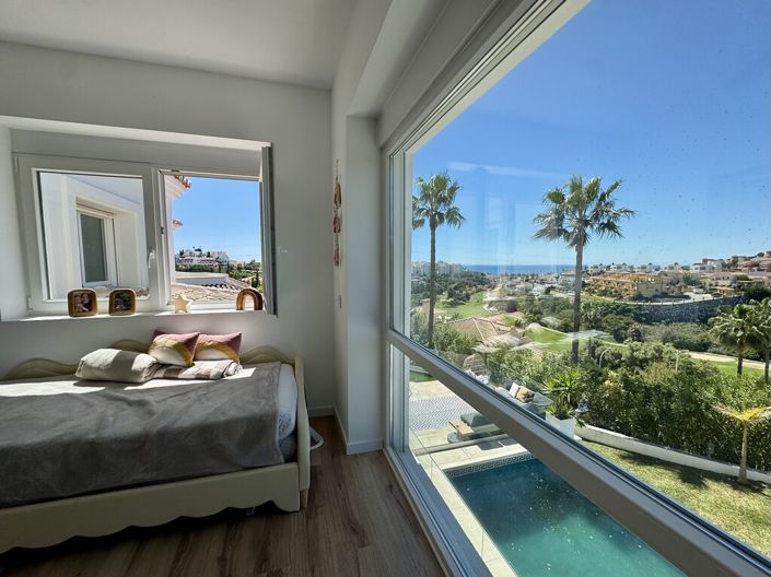 Image No.20-3 Bed Villa for sale