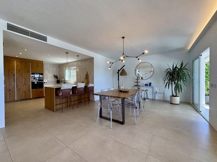 Image No.27-3 Bed Villa for sale