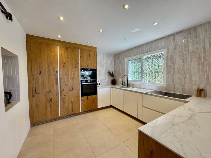 Image No.29-3 Bed Villa for sale