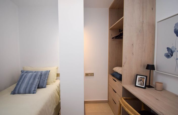 Image No.21-3 Bed Property for sale