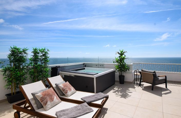 Image No.28-3 Bed Property for sale