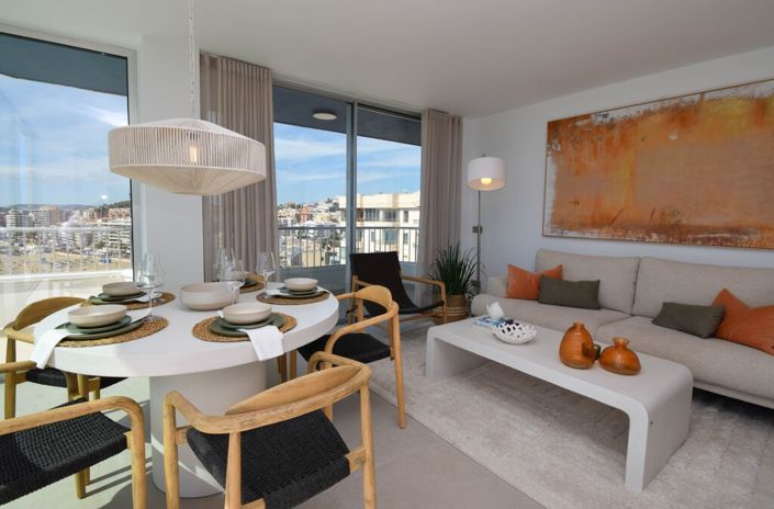 Image No.3-3 Bed Property for sale