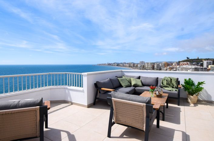 Image No.30-3 Bed Property for sale