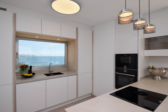 Image No.4-3 Bed Property for sale