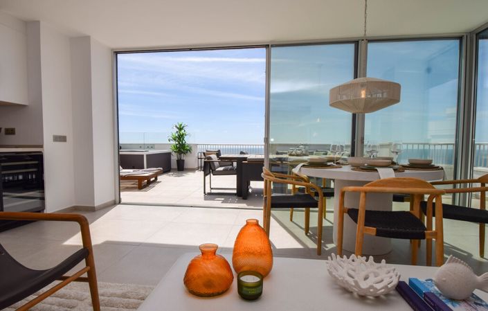 Image No.5-3 Bed Property for sale